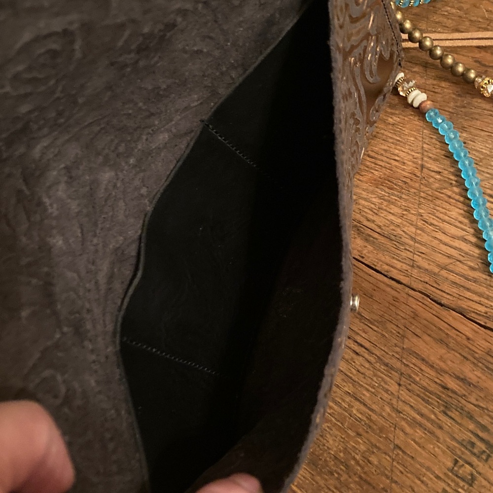 Jill’s Homestead Carly Clutch with Beaded Tassel Bundle NWOT - Picture 6 of 8